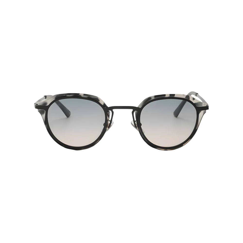 Compact acetate sunglasses with tortoise black/white frame, front view — HARO Cassis Calanques